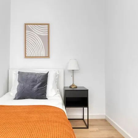 Apartment Blueground Sarria Balcony Bcn-74