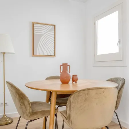 Blueground Sarria Balcony Bcn-74 ברצלונה